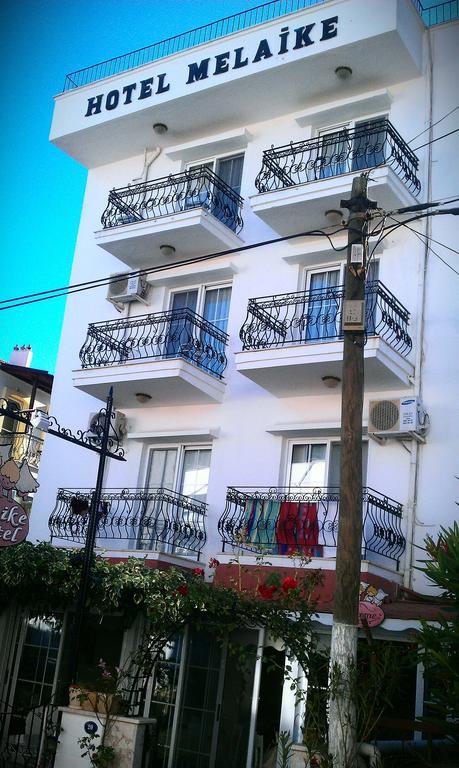 Melaike Hotel Foça Exterior foto